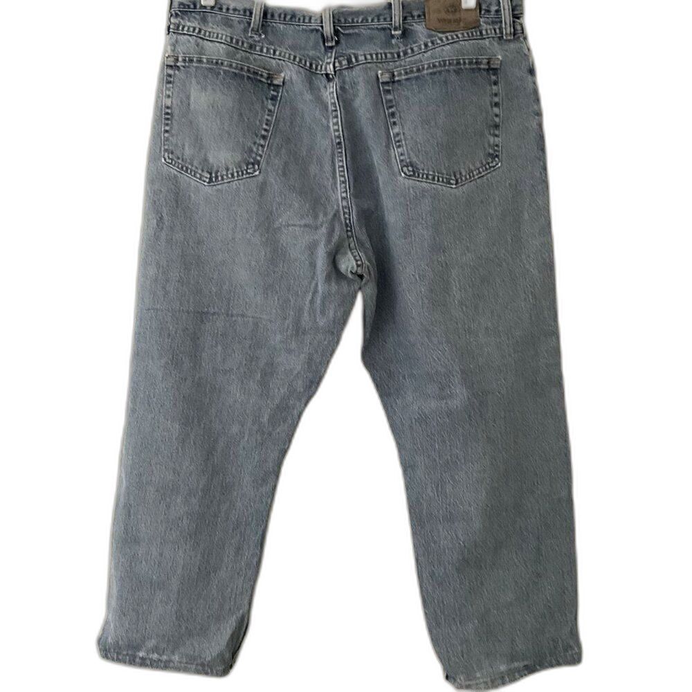 Wrangler Men's Relaxed Fit Distressed Blue Jeans Size 40x30